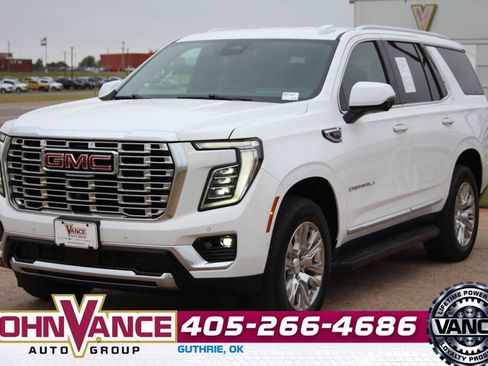 Used 2025 GMC Yukon Denali AWD/4WD image 4