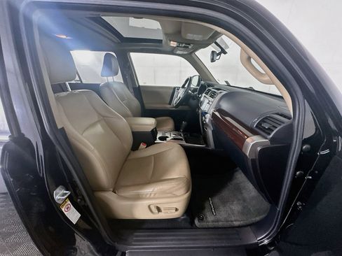 Used 2015 Toyota 4Runner Limited RWD image 29