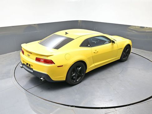 Used 2015 Chevrolet Camaro SS RWD image 9