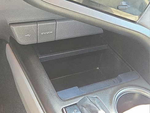 Used 2024 Toyota Camry SE w/ Convenience Package image 26