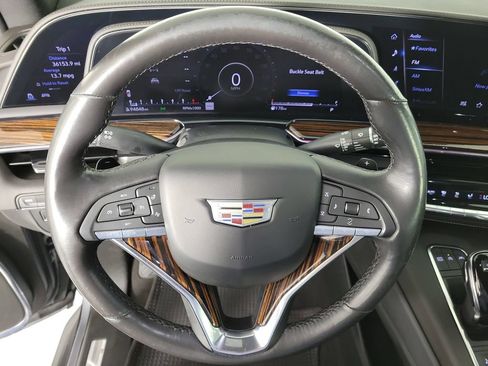 Used 2022 Cadillac Escalade Luxury RWD image 20