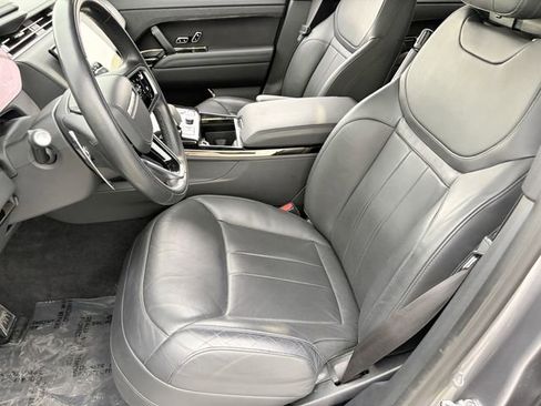 Used 2023 Land Rover Range Rover Sport SE image 6