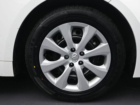 Used 2024 Toyota Corolla LE image 9