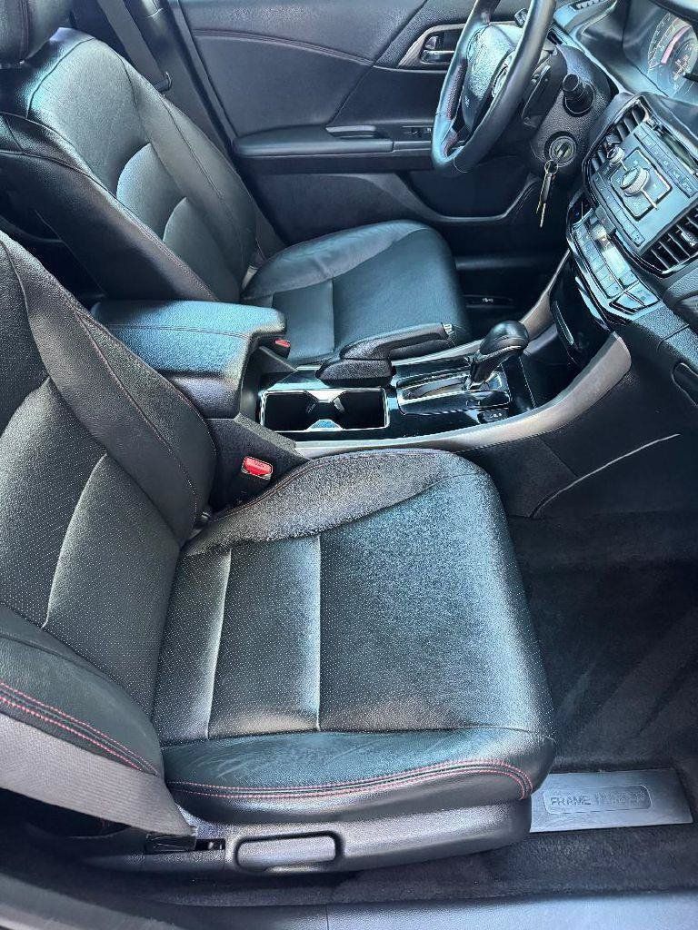 Used 2017 Honda Accord Sport Special Edition image 25