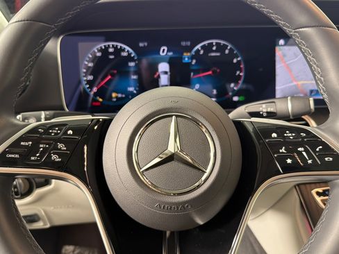 Used 2023 Mercedes-Benz E 350 Sedan image 22
