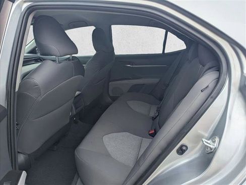 Used 2022 Toyota Camry LE FWD image 13