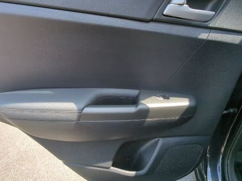 Used 2020 Kia Sportage LX AWD/4WD image 25