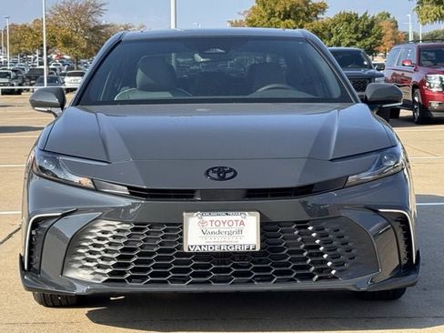 New 2026 Toyota Camry SE image 7