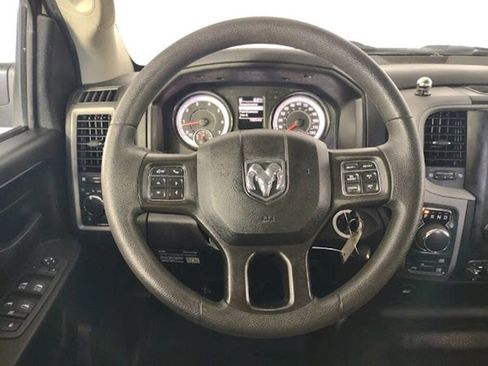 Used 2022 RAM 1500 Tradesman w/ Chrome Appearance Group image 10