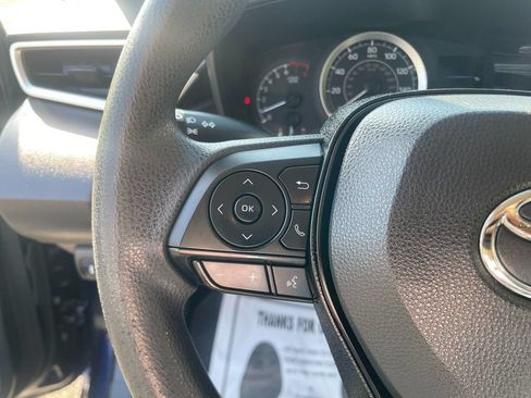 Used 2020 Toyota Corolla LE FWD image 16