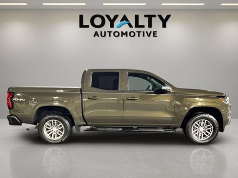 Used 2024 Chevrolet Colorado LT w/ LT Convenience Package II AWD/4WD image 6