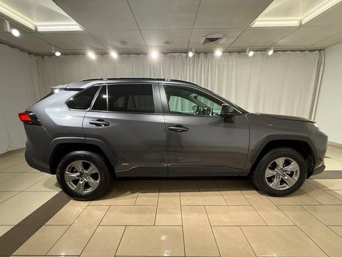 Certified 2025 Toyota RAV4 LE AWD/4WD image 6