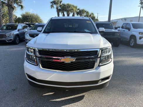 Used 2019 Chevrolet Suburban LT RWD image 4