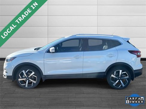 Used 2021 Nissan Rogue Sport SL w/ Premium Package image 6