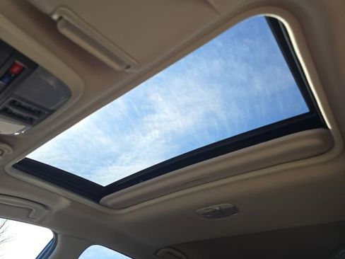 Used 2024 Subaru Crosstrek 2.0i Premium AWD/4WD image 23