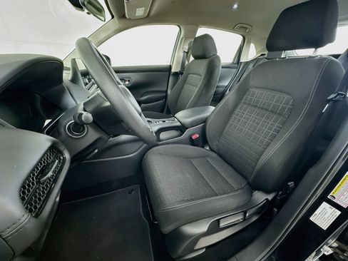 Used 2025 Honda HR-V LX image 13