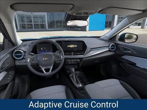 New 2026 Chevrolet Trax LT w/ Driver Confidence Package image 17