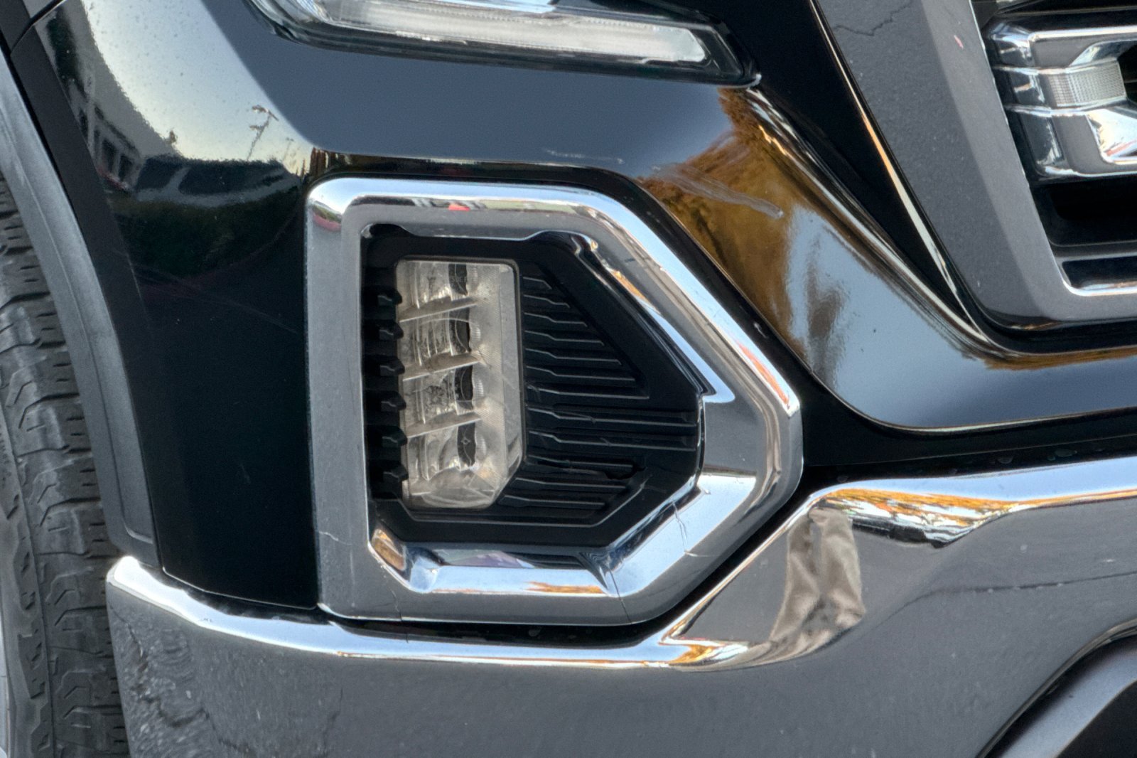 Used 2020 GMC Sierra 1500 SLT w/ SLT Premium Package AWD/4WD image 43