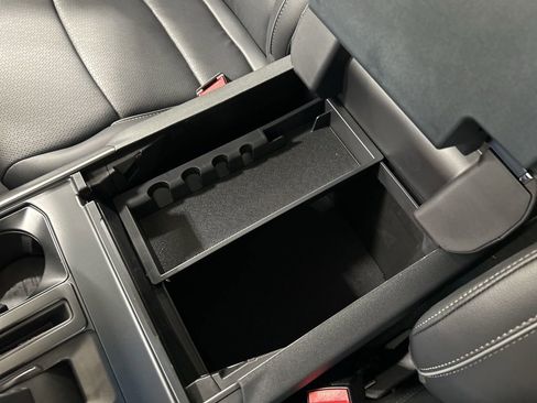 New 2025 Ford F150 Lariat w/ Equipment Group 502A High image 28