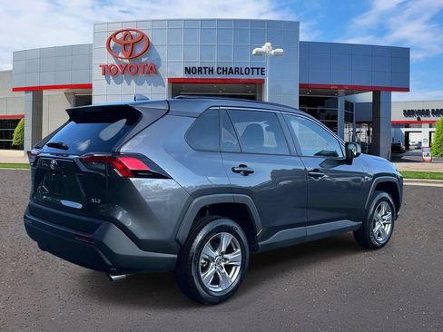 Used 2023 Toyota RAV4 XLE w/ Convenience Package FWD image 8