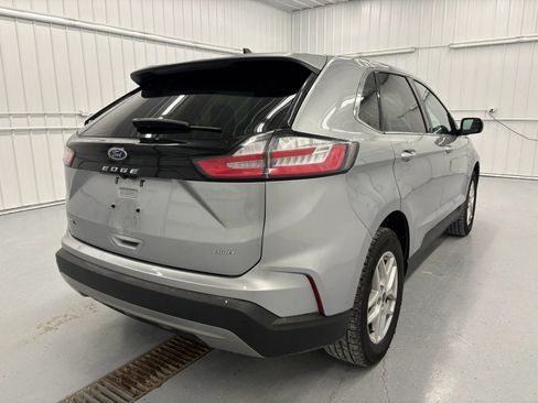 Used 2024 Ford Edge SEL AWD/4WD image 14