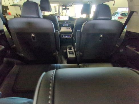 New 2026 INFINITI QX80 Luxe w/ Cargo Package RWD image 32