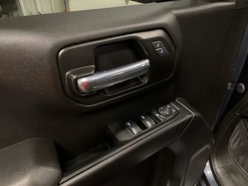 Used 2021 Chevrolet Silverado 1500 Custom Trail Boss w/ LPO, Dark Essentials Package image 30