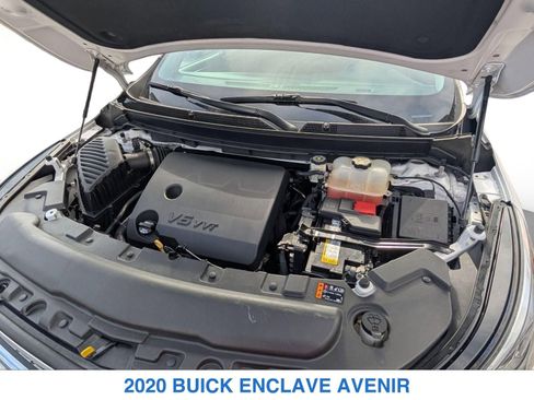 Used 2020 Buick Enclave Avenir w/ Avenir Technology Package AWD/4WD image 32