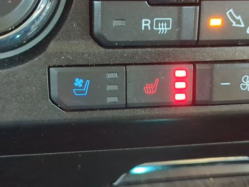 Certified 2021 Ford F450 Lariat w/ Lariat Ultimate Package image 22