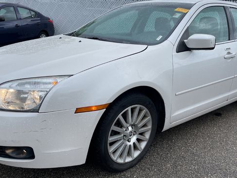 Used 2009 Mercury Milan Premier image 9