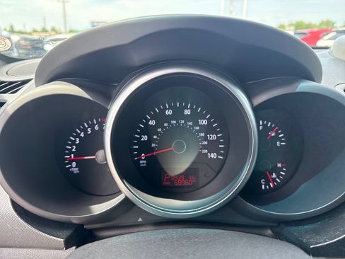 Used 2012 Kia Soul + w/ Audio Pkg FWD image 16