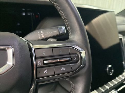 Used 2025 GMC Yukon Denali image 31