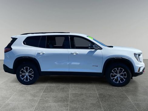 Used 2024 GMC Acadia AT4 AWD/4WD image 6