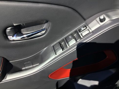 New 2025 Nissan Frontier PRO-4X w/ Pro Premium Package image 8