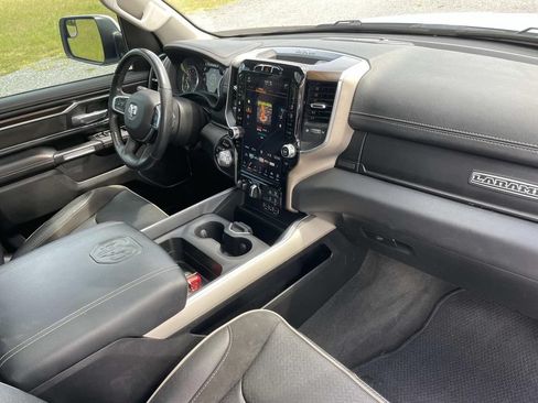 Used 2022 RAM 1500 Laramie w/ Laramie Southwest Edition AWD/4WD image 28