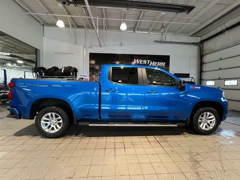 Used 2022 Chevrolet Silverado 1500 RST image 11