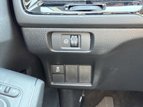 Used 2025 Honda Civic Sport image 13