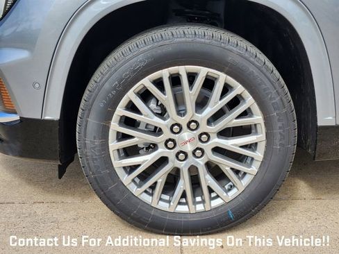 New 2026 GMC Acadia Denali w/ Super Cruise Package image 7