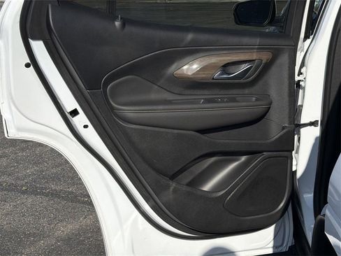 Used 2022 GMC Terrain Denali w/ Denali Premium Package image 25