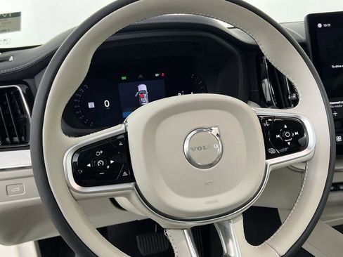 New 2026 Volvo XC60 B5 Ultra w/ Climate Package image 10