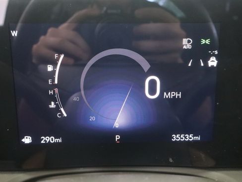 Used 2024 Buick Encore GX Sport Touring FWD image 19