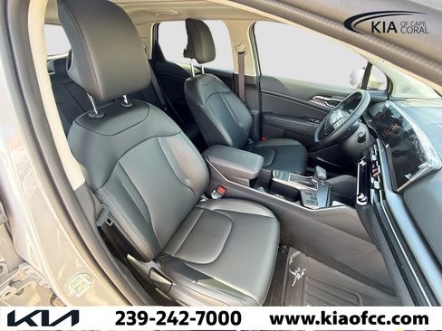 New 2026 Kia Sportage EX image 15