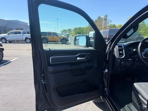 Used 2023 RAM 1500 Big Horn AWD/4WD image 15