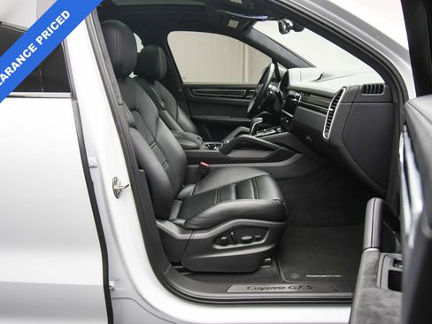 Used 2023 Porsche Cayenne GTS image 47