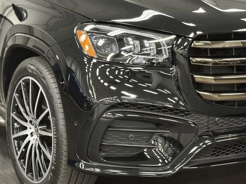 Certified 2026 Mercedes-Benz GLS 580 4MATIC image 4