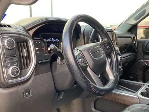 Used 2020 GMC Sierra 1500 Denali w/ Technology Package RWD image 9