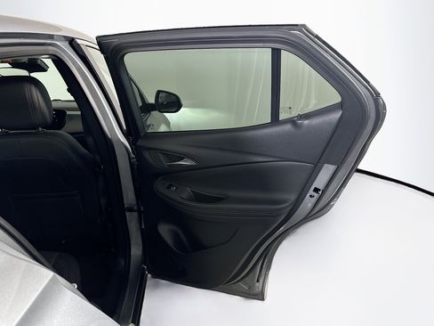 Used 2025 Buick Encore GX Preferred image 31