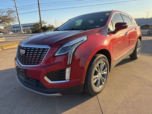 Used 2022 Cadillac XT5 Premium Luxury w/ Technology Package image 3