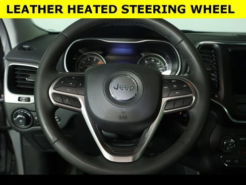 Used 2022 Jeep Cherokee Latitude Lux w/ Sun & Sound Group image 9