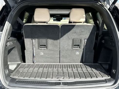 Used 2023 Jeep Grand Cherokee L Limited w/ Luxury Tech Group II image 26